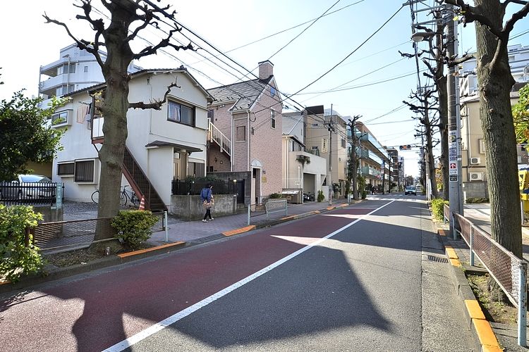 祐天寺駅の賃貸：【開放感ある天井は、可愛い三角屋根。】