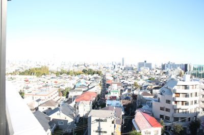 都立大学駅の賃貸：【天空の城。】